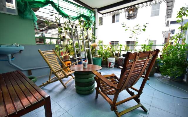 5 Minute Hostel