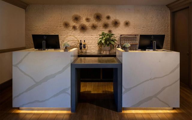 River Terrace Inn - A Noble House Hotel