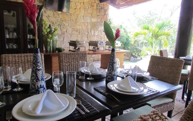 El Pistache Couples Boutique Hotel