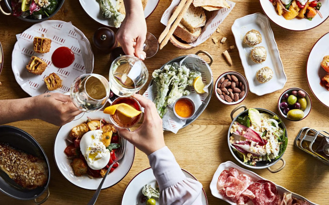 Radisson RED Hotel & Radisson RED Apartments, Kraków