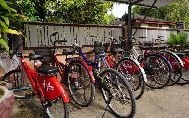 Kumkaew Tawon Palace Hotel
