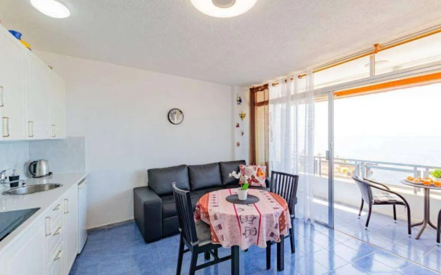 Ocean Breeze Apartment by DreamHomesTenerife