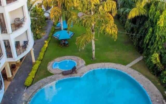Lux Suites Impala Holiday Apartments
