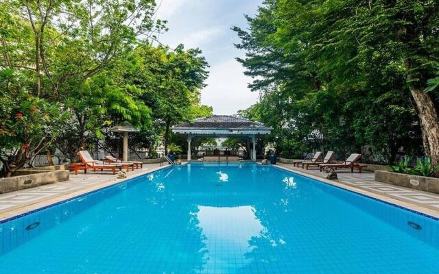 Royal Riverside Resort Spa