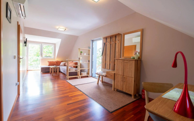 Apartments Apple Garden 4P