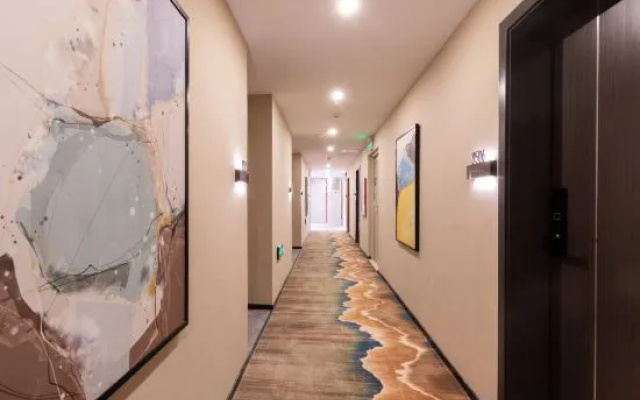 Shenzhen Xiti Hotel (Shenzhen Airport Wanfuguangchang Plaza) – Hotel Rooms – Shenzhen