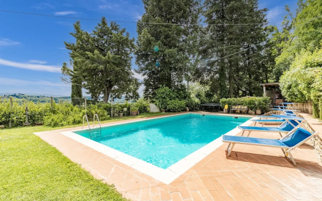 Villa Ademollo with Pool in Chianti Hills