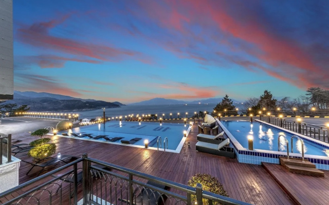 Aria Pension Resort