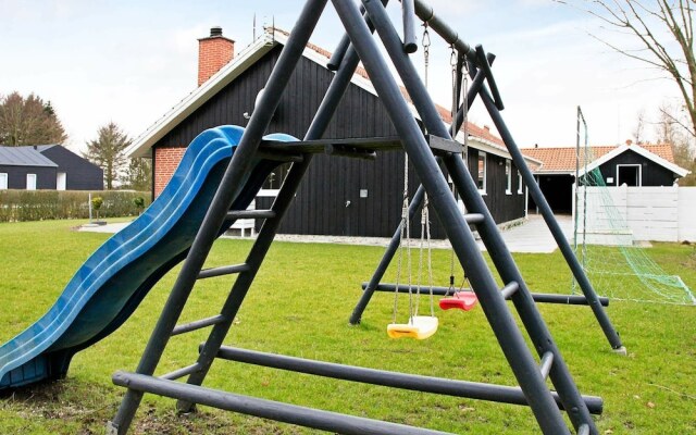 Luxurious Holiday Home in Oksbøl With Sauna