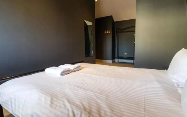 PubLove @ The Steam Engine - Hostel