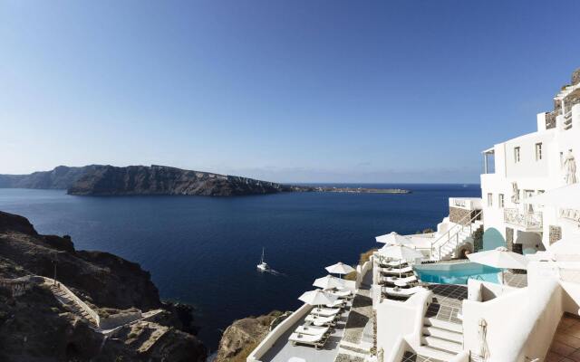 Oia Mare Villas