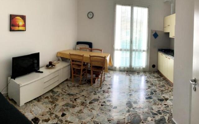 Happy House Diano Marina