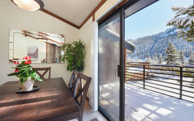 Valley View Bliss Nearby Bike Trails & Beach
