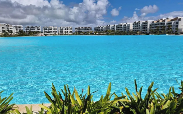 Luxury Beach Penthouse Jacuzzi & Lagoon View