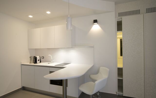 Gatto Bianco Mia Aparthotel