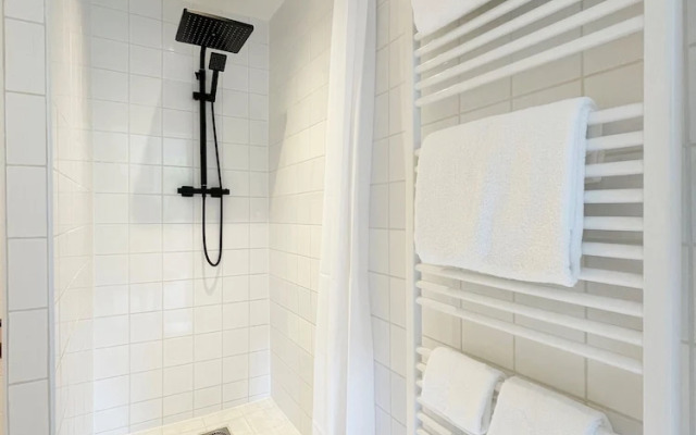 Canal View Stay Amsterdam