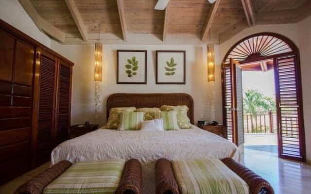 5BR 4.5BA Las Piñas CdC Villa by ASVR