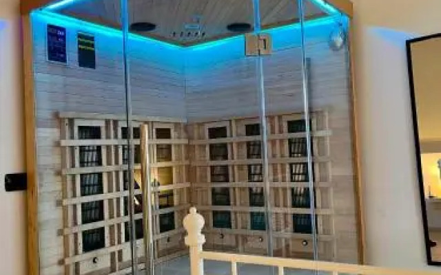 South Garda Suites