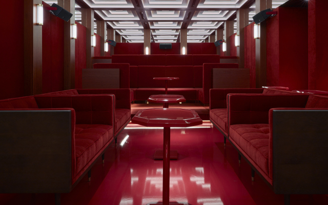 Roomers Munich, Autograph Collection