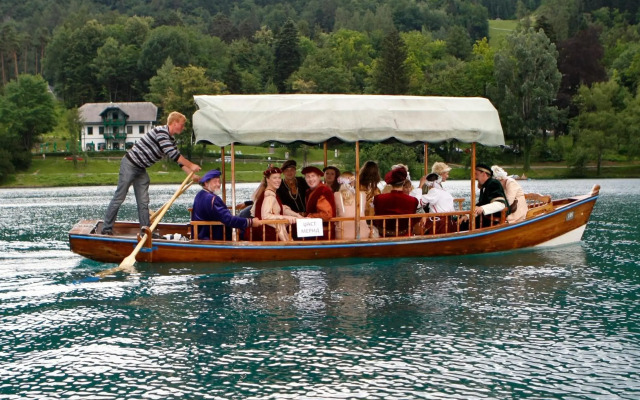 Apartments & Rooms Florjana