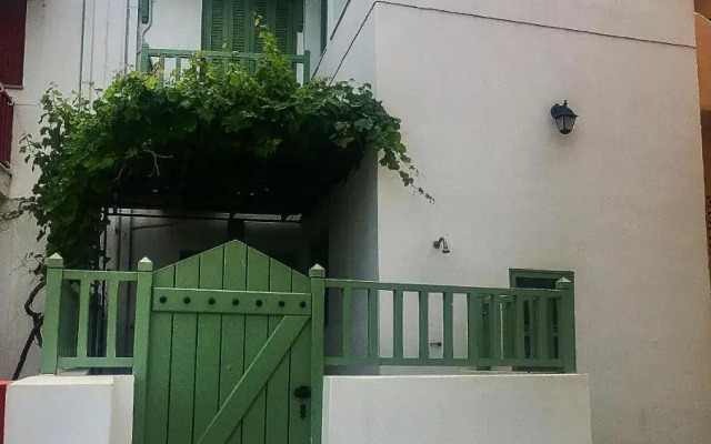 The house in the port