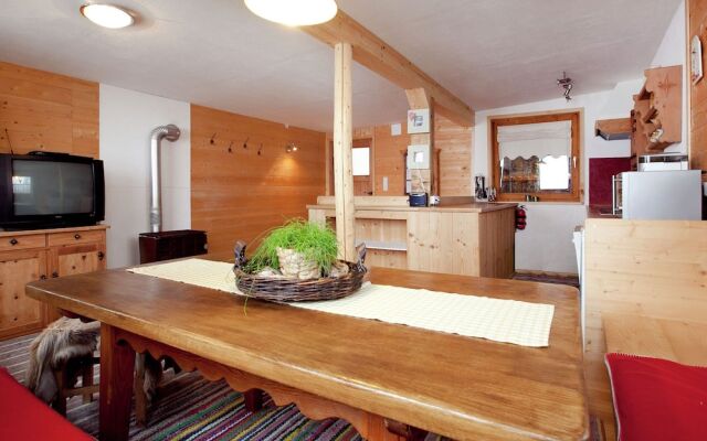 Chalet in Hippach With Private Terrace, Parking, Heating