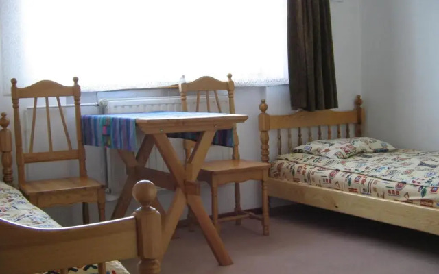 Dom pod czarnym bocianem