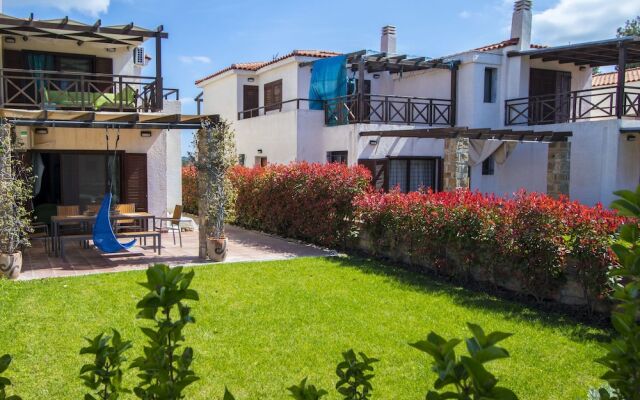 Sofia Summer House, Elani