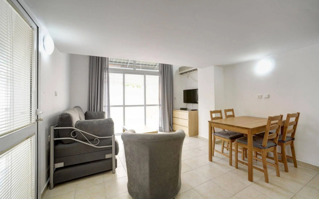 Sea Suites Apartments