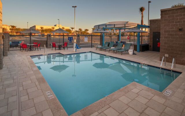 Tru By Hilton Phoenix Glendale Westgate, AZ
