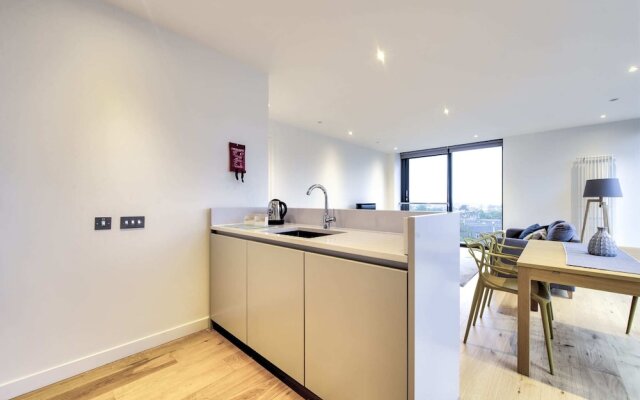 Guestready - Stylish Top Floor Apartment in the City Centre