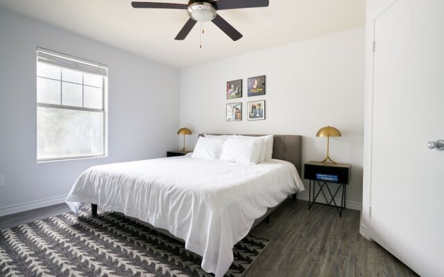 The Domain Luxury Suites by Sonder