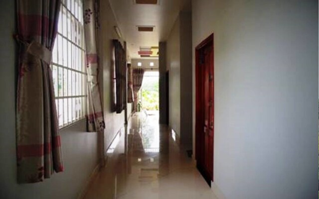 Flower Village Homestay