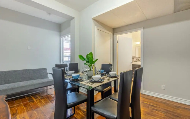 Charming 2BR Retreat Steps From Niagara Falls