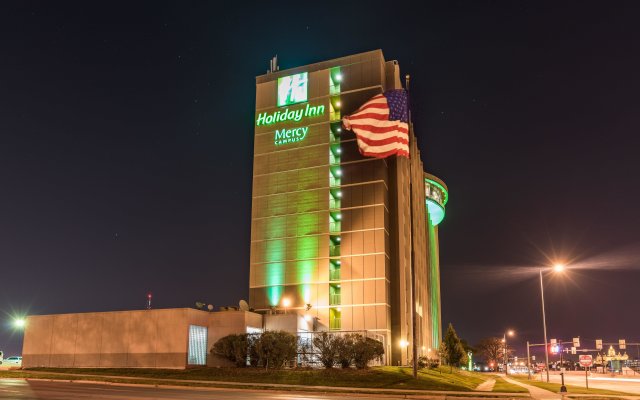 Holiday Inn Downtown - Mercy Area, an IHG Hotel