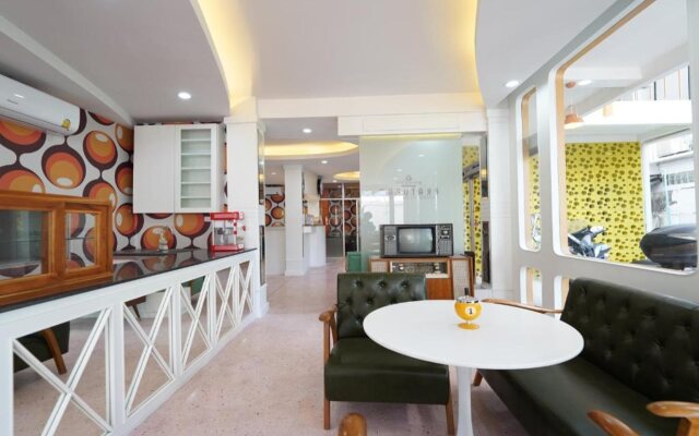 RoomQuest Hotel Pratunam