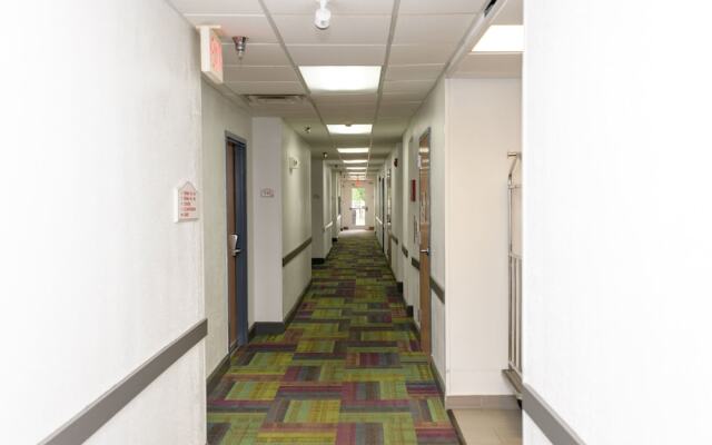 Home Town Inn Ringgold