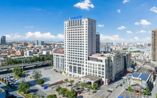 Zhongshan Dongfeng Dasin Hotel