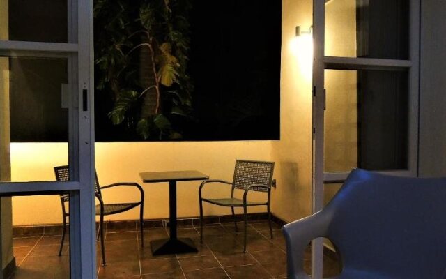 Maya Suites By LHMG