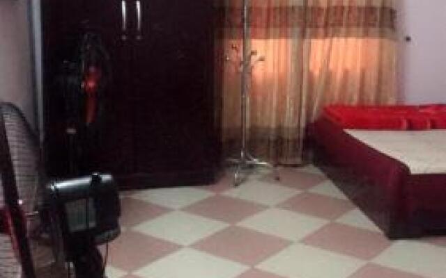 Huong Son Guesthouse