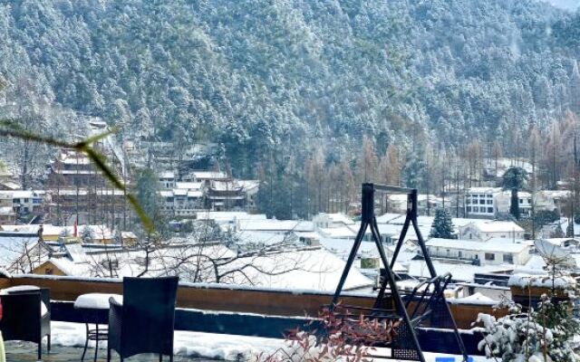 Jiuhuashan Fanshe (Huacheng Temple)