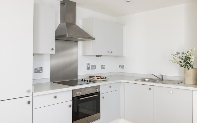 Cove Paradise Street