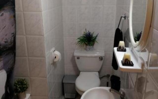 Demetris Apartments