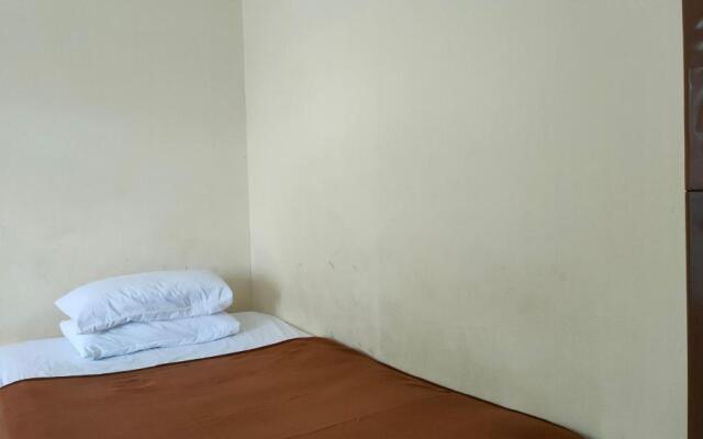 OYO 90090 Adhyaksa Syariah Guest House