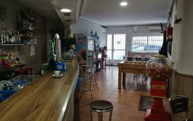 Bar Hostal Las Cigüeñas