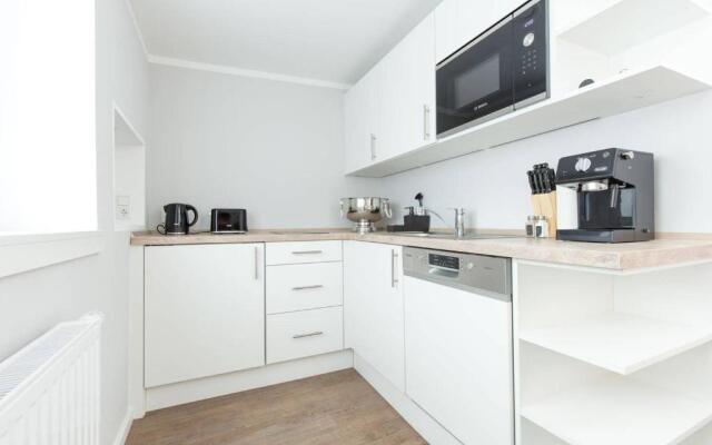 PARIS · CHILLINGHOUSE # 5, 3 Min. vom ICE, NETFLIX, Garten