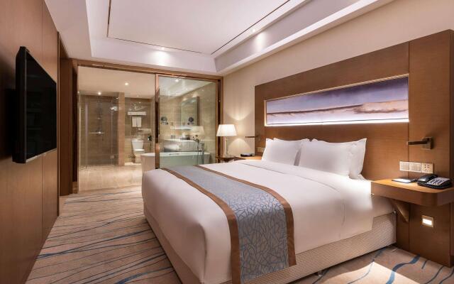 Novotel Qingdao New Hope Hotel