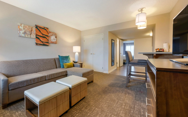 Staybridge Suites Orlando Royale Parc Suites by IHG