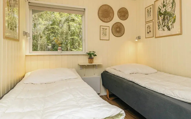 6 Person Holiday Home in Albaek