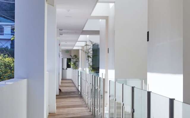 Sunset Blvd 502 (2A) - 3 Br Condo